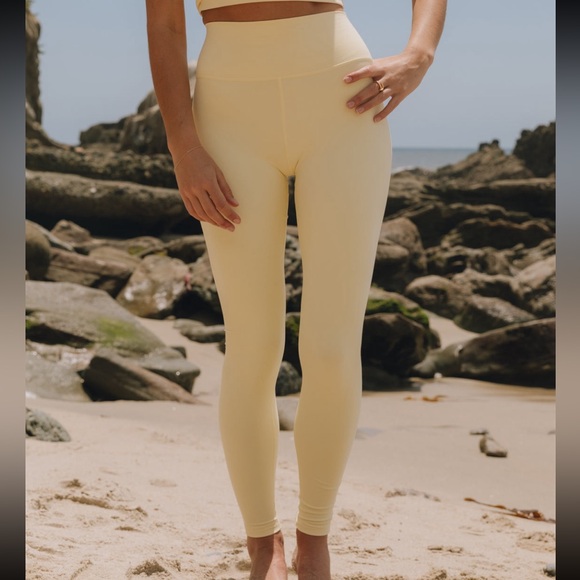 Daily Drills Butter Leggings - Picture 1 of 6